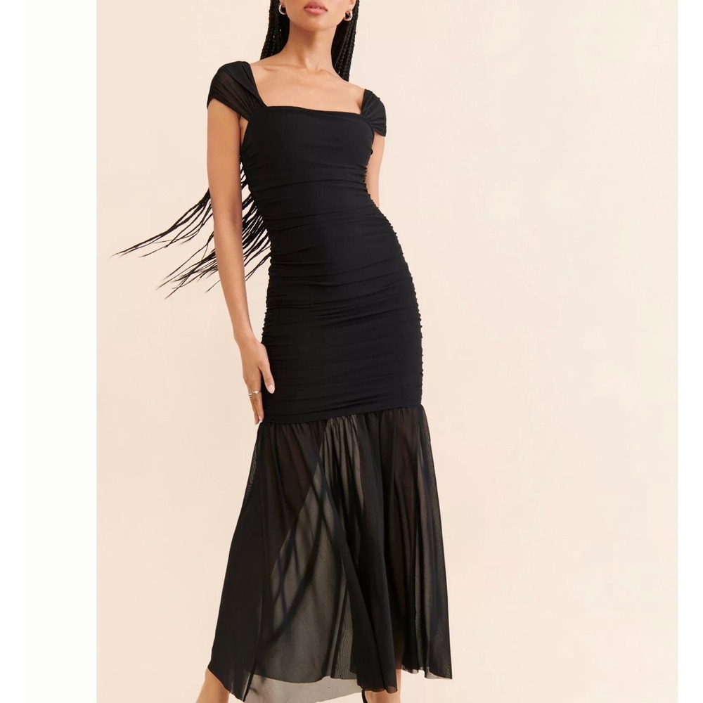 ELLIATT Capra Black Ruched Mesh Off-the-Shoulder Mermaid Maxi Dress Medium